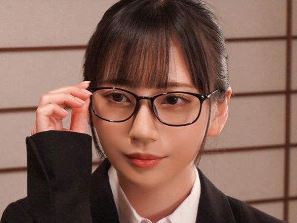 【七沢みあ】会社では真面目なOLが肉棒大好きな痴女だった！フェラチオからの騎乗位で昇天する上司…